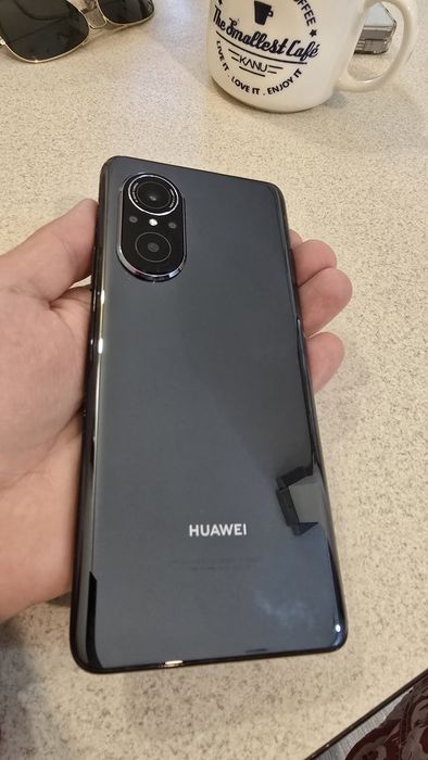 Продаю телефон Huawei Nova 9 SE