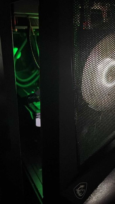 Computador Gaming RTX 5060Ti r7-5700x3d 32GB Ram