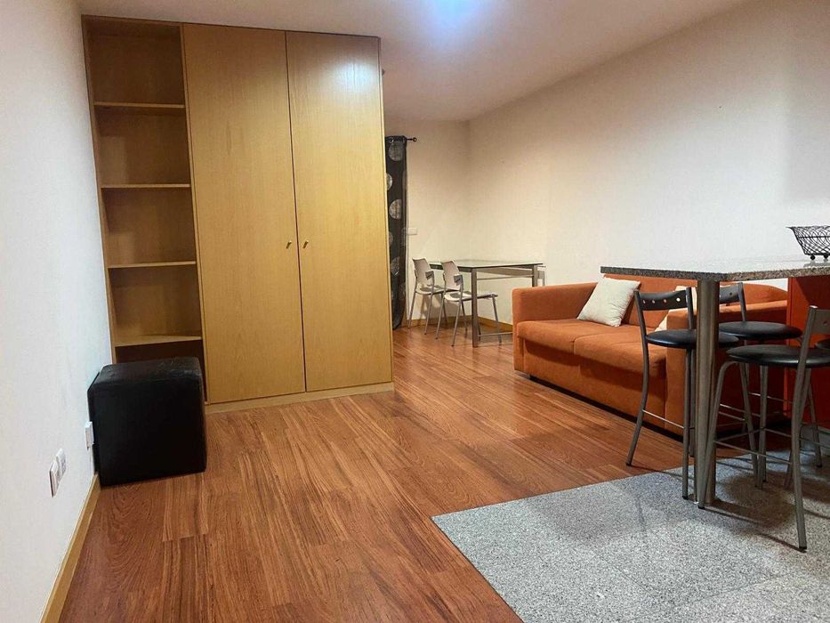 T0 mobilado em Gualtar