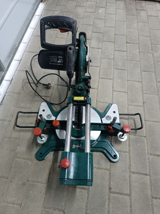 Piła do drewna Parkside 150mm na wynajem