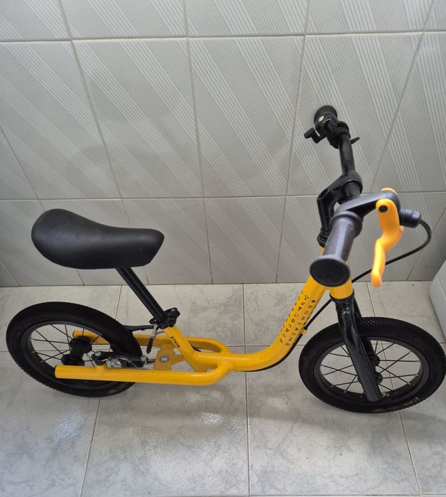 Bicicleta btwin sem pedais para criança