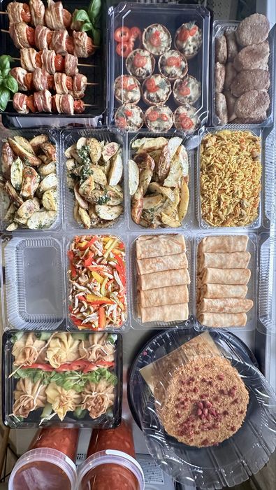 Їжа на замовлення кухар смачні домашні страви комплексні обіди фуршет