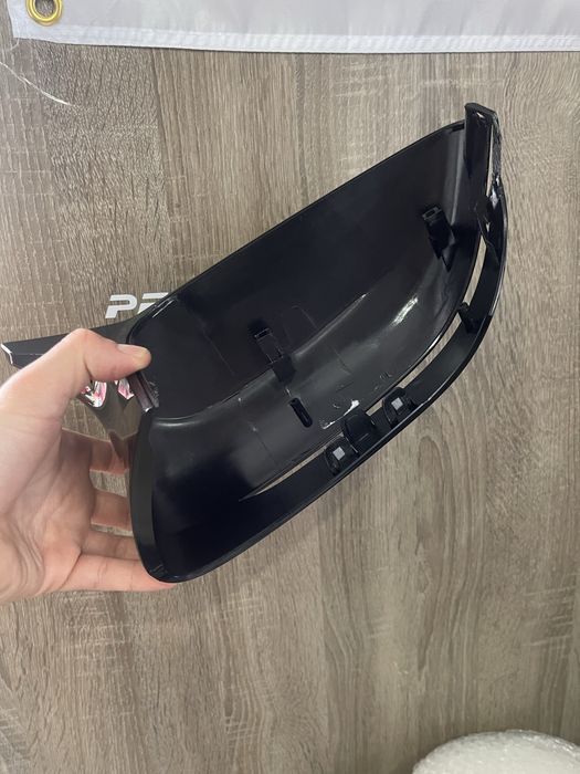Накладки на дзеркала Bmw G20 G21 G22 G23 G24 G30 G31 G11 G12