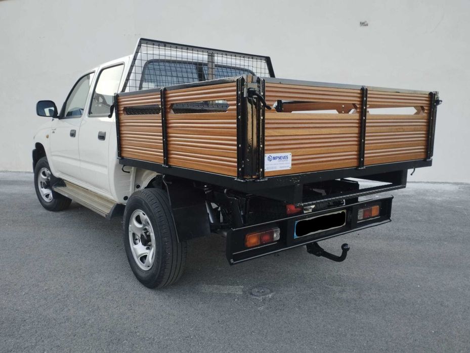 Toyota Hilux 4x4 cabine dupla ano 2004