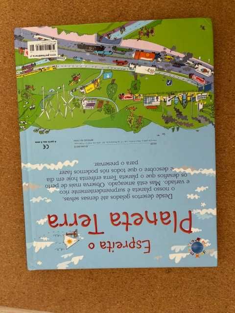 Livro Espreita o Planeta Terra | Porto editora