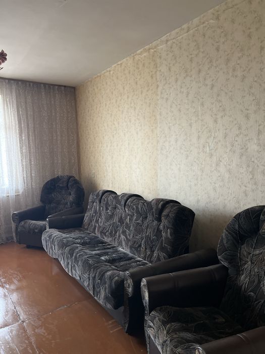 Продам   2-кімнатну квартиру в цегляному будинку, (район готелю «Градецький»)