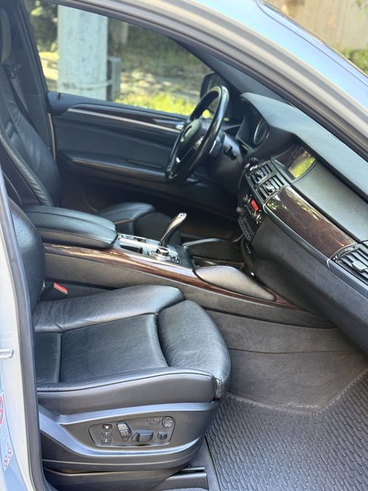 Продам BMW X6 e71 40D