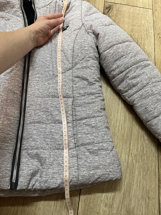 Куртка  New Balance, S розмір