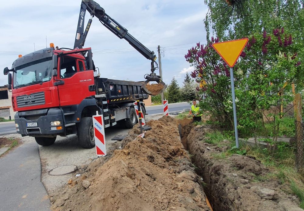 Humus z torfem, ziemia pod trawnik przesiewana +transport i wyrównanie
