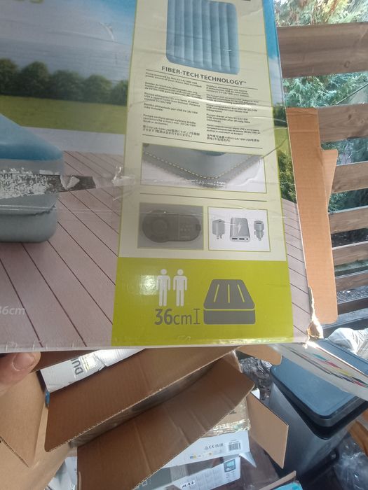 Materac dmuchany pompowany automatycznie USB