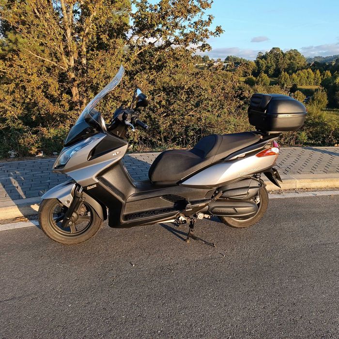 Kymco Downtown 125i