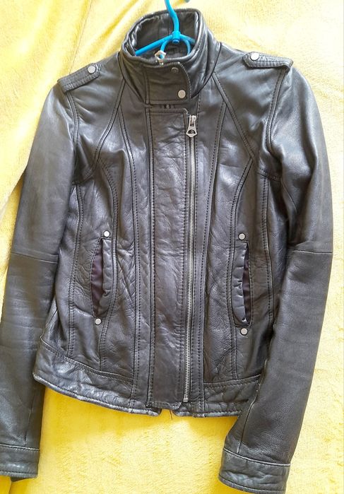 Bershka Leather Jacket Black full Double Zip Genuine Pockets Slim S
