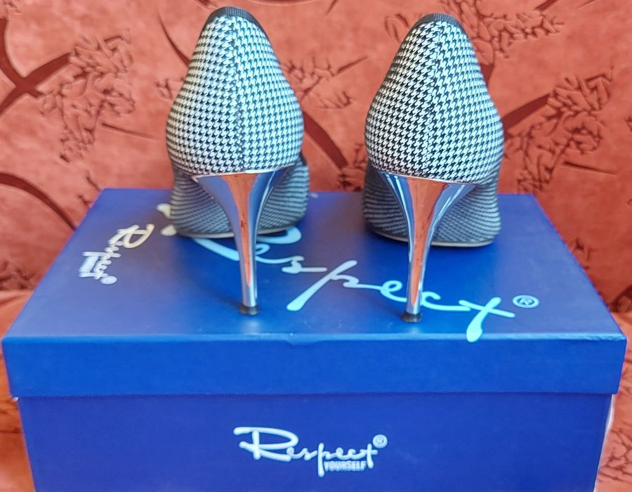 Туфлі гусина лапка Respect 36