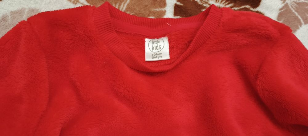 Ciepła bluza rozm.104