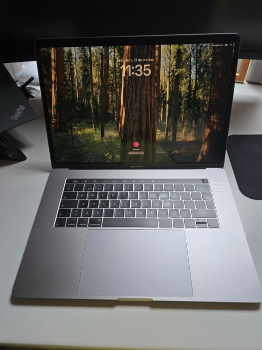 MacBook Pro 15.4"   2018
