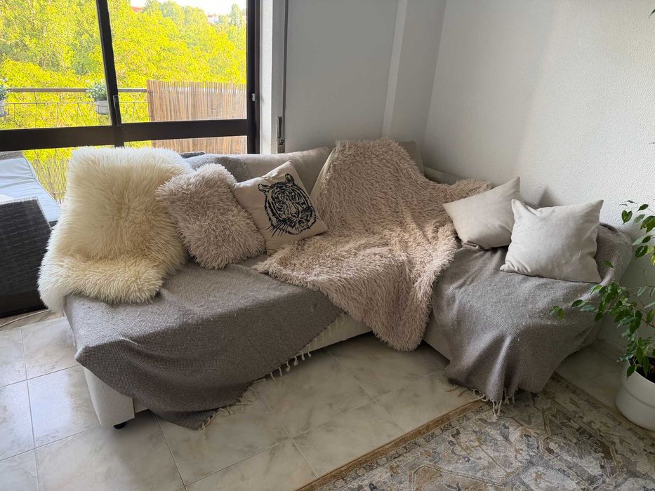 Sofá‑cama IKEA FRIHETEN – tecido premium