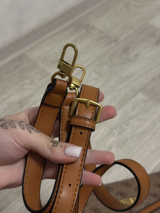Сумка от Guess новая