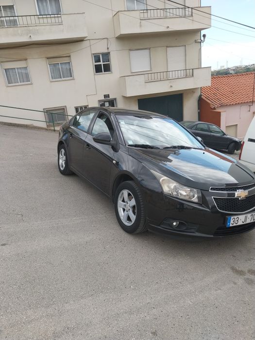 Carros em bom estado