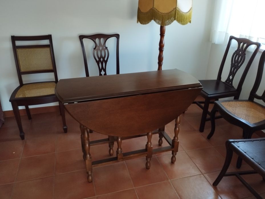 Mesa de Sala Holandesa
