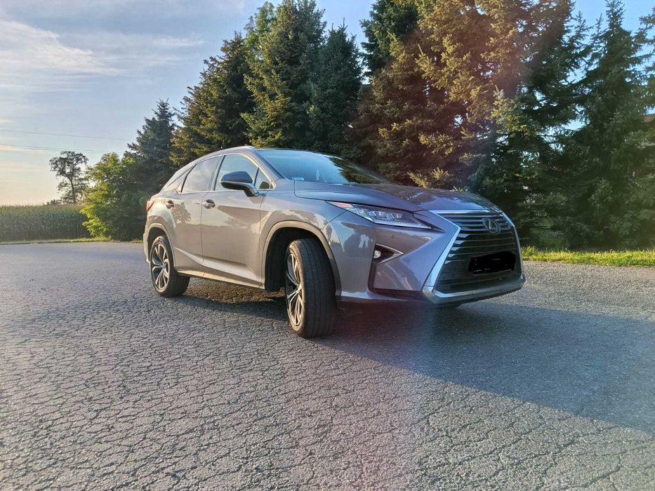 Sprzedam samochód LEXUS RX