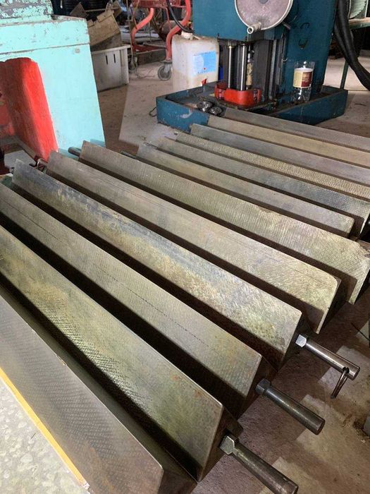 Лінійка повірочна УТ 1000;750;630;500 Линейка поверочная лекальная