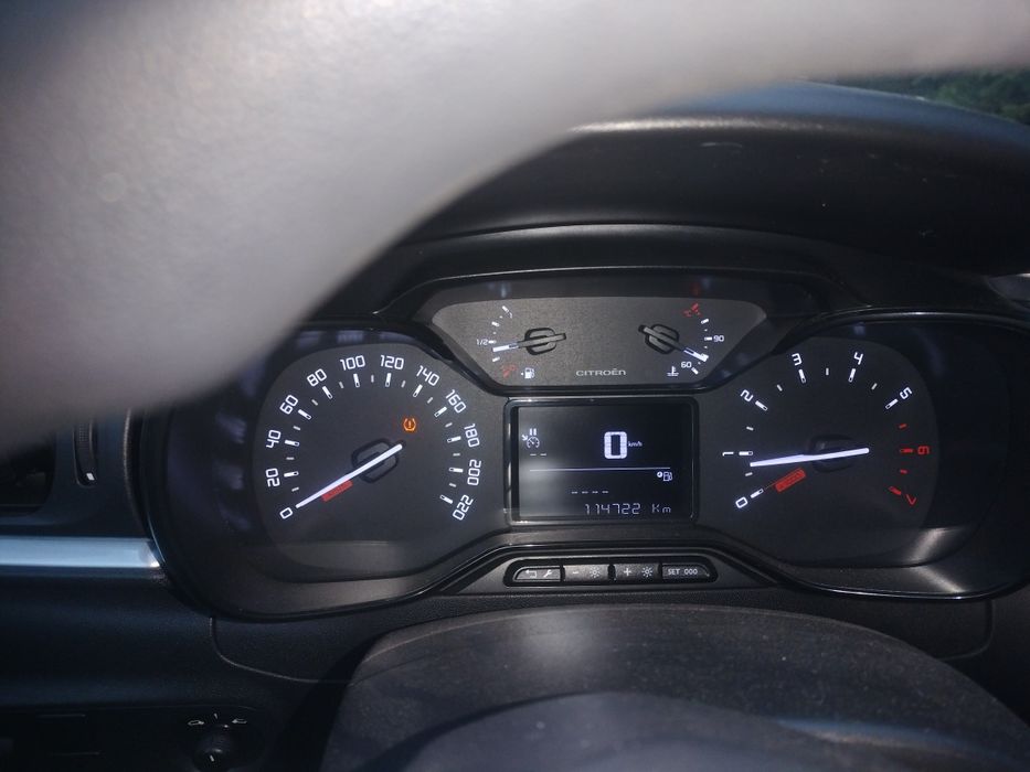 Автомобіль Ситроен С3