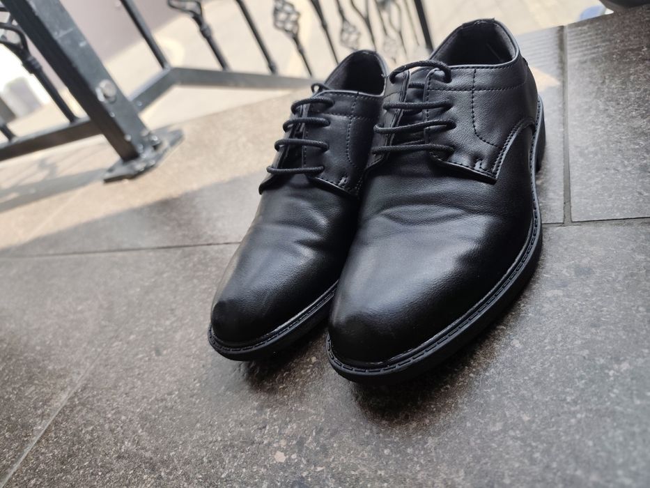 Buty chłopięce 34 Ottimo na komunię eleganckie skora