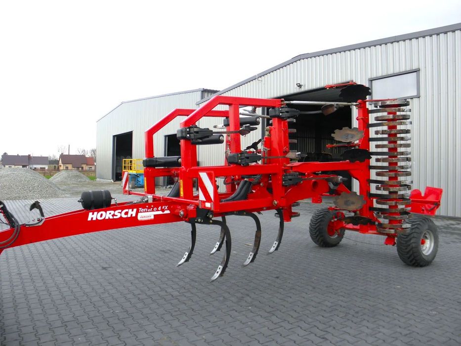Horsch Terrano 4 FX, 2022 Rok, Nie Malowany, Przepracowane 400 ha, Stan Jak Nowy