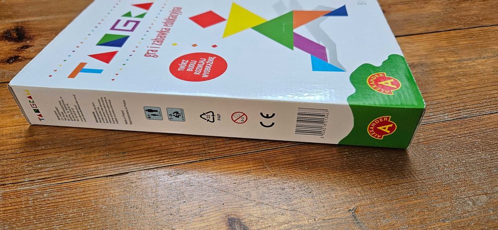 Gra planszowa i zabawka edukacyjna Tangram