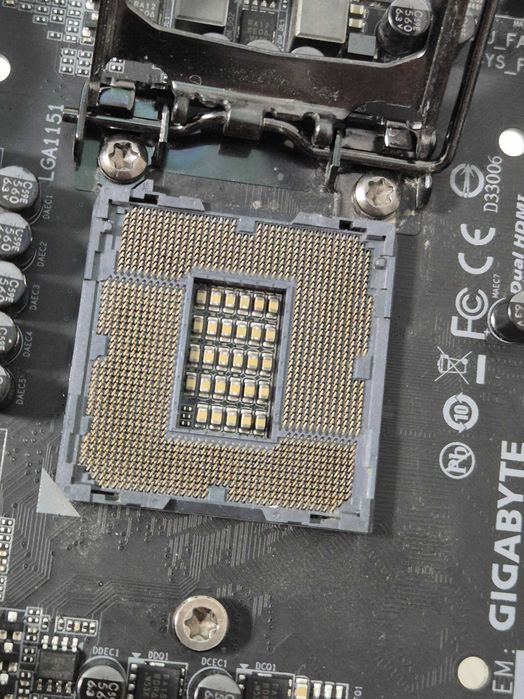 mini-ITX материнка Gigabyte GA-H170-N Wi-Fi Bluetooth для 6-7 Intel. Trade-in