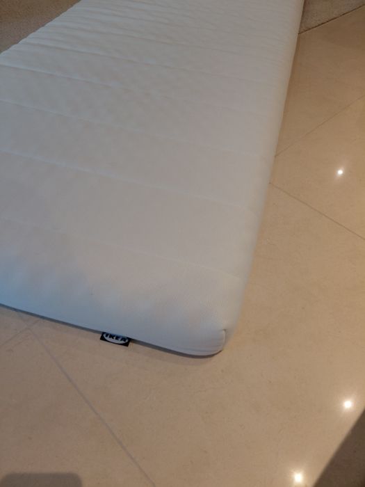 Colchão Asvang IKEA