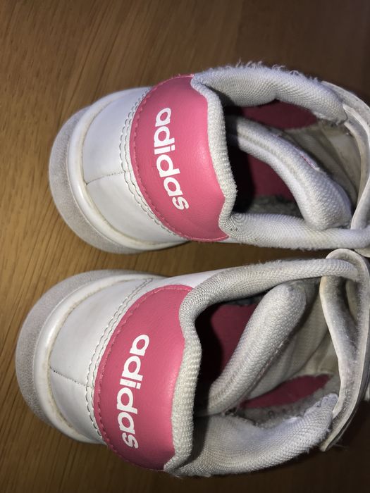 Sapatilhas adidas tamanho 29 bom estado