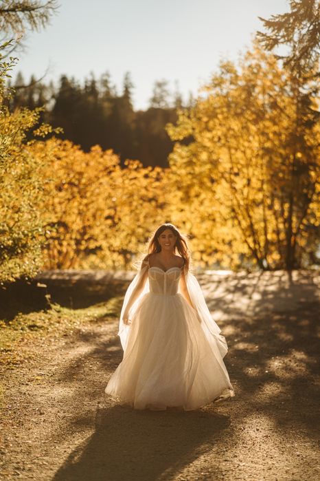 Suknia ślubna Eva Lendel Avenue22 model Sky