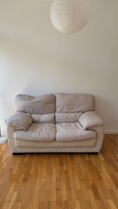 Sofa Dois Lugares Bege