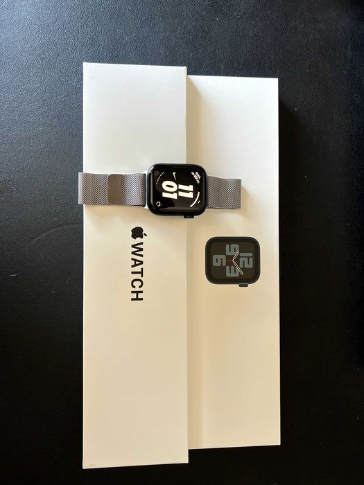 Apple Watch SE 2 44mm