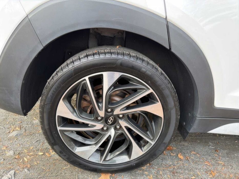 Hyundai Tucson Sport      2019