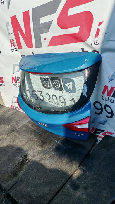 Ляда, кляпа, кришка багажника, hyundai i30 3 колір t2u