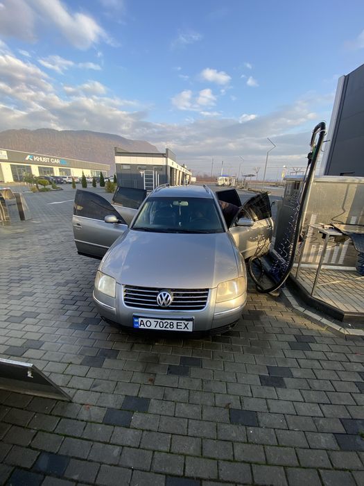 Пасат б 5* в хорошому стані