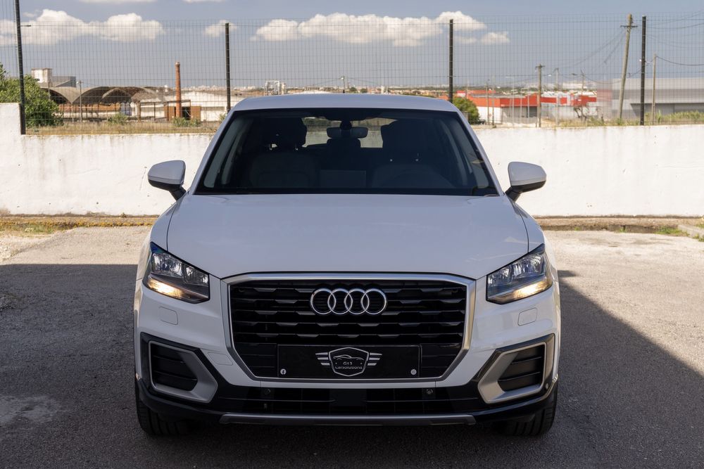 Audi Q2 30 TFSI Design S tronic (Financiamento disponível)