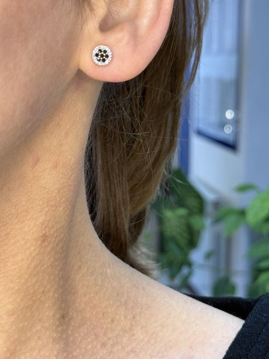 Золотые серьги 585 пробы с бриллиантами