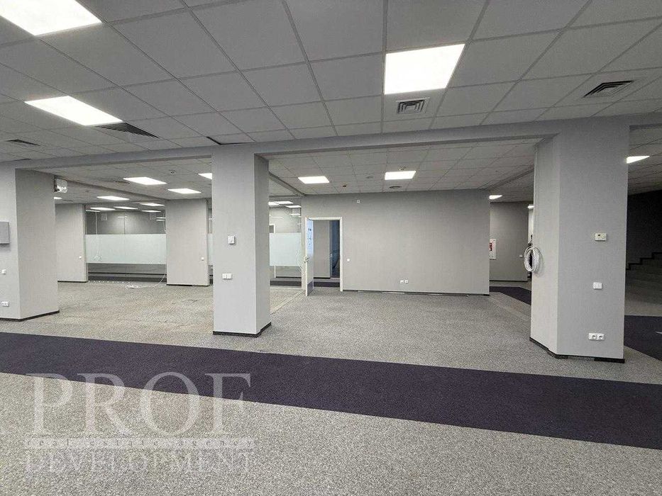 Оренда офісу в бізнес центрі метро Олімпійська (550 м2)