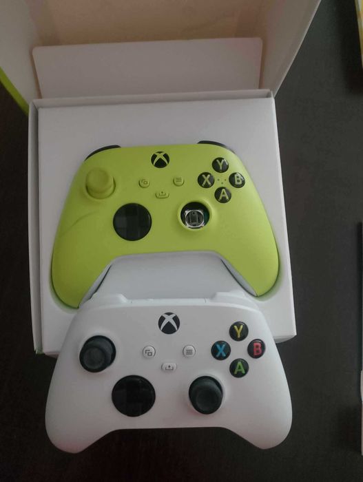 2 pady do xboxa series s