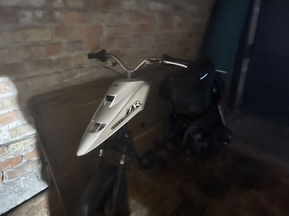 Продам Yamaha super jog zr
