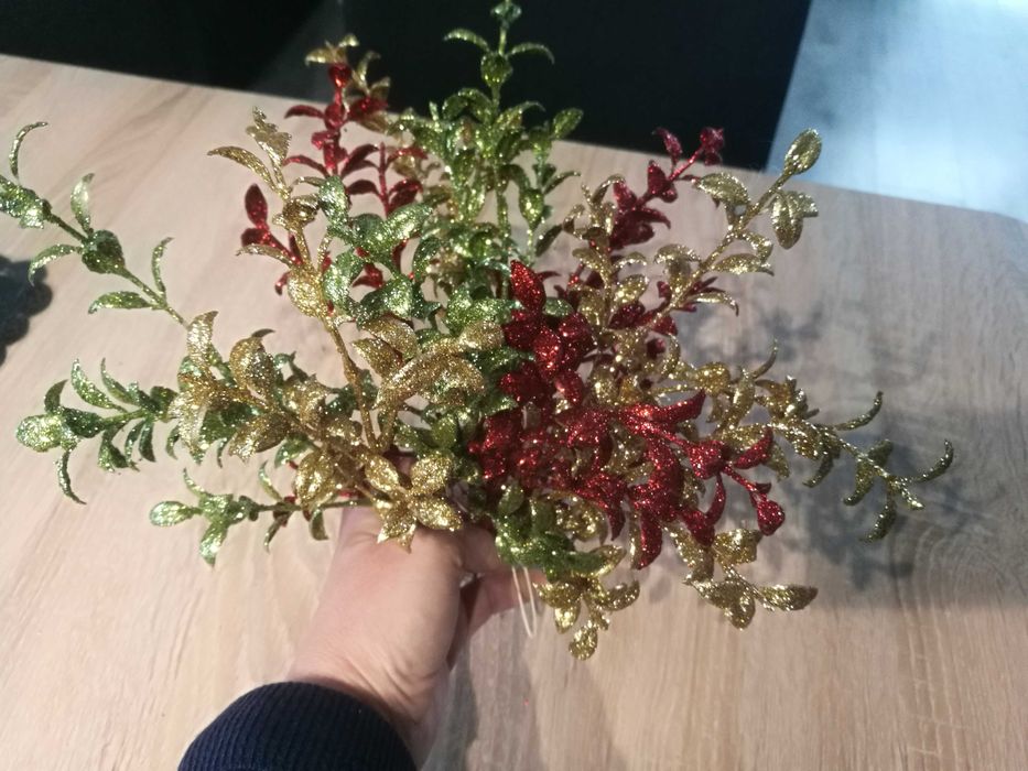 Gałązki ozdobne dekoracyjne swiąteczne brokatowe zielone nowe stroik