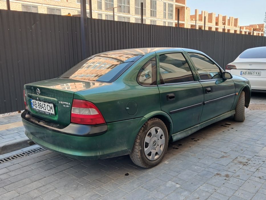 Opel Vectra B   1.6