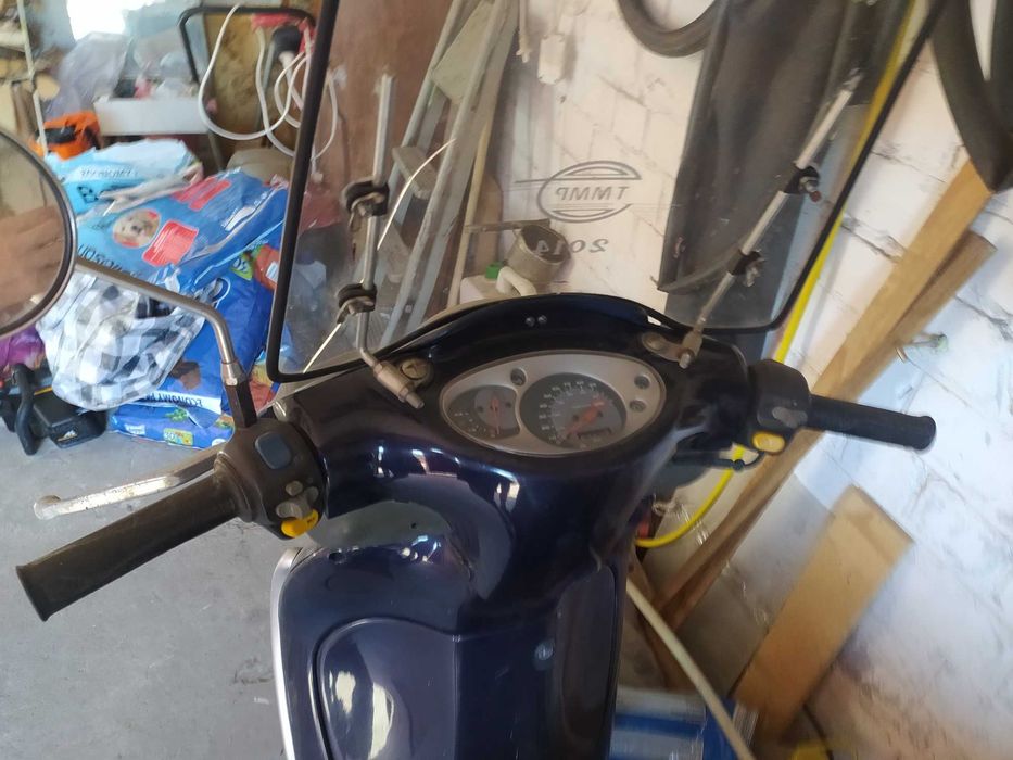 Скутер Априлия Скарабео 100 4Т