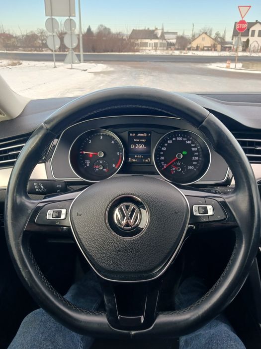 Продається пасат Б8