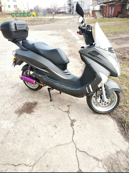 Продам моторолер