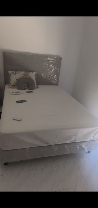 Cama com colchao