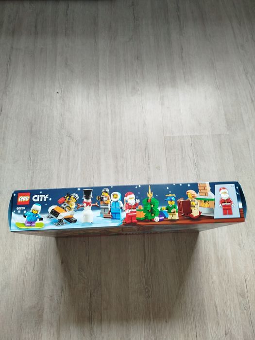 LEGO 60235 City Kalendarz adwentowy